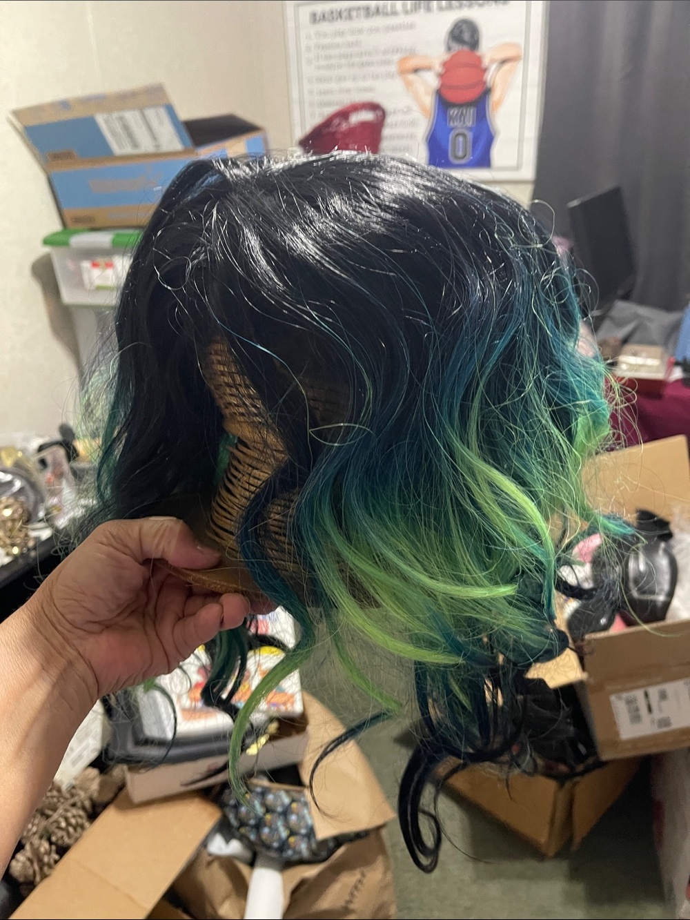 Wigs - Picture 11 of 16